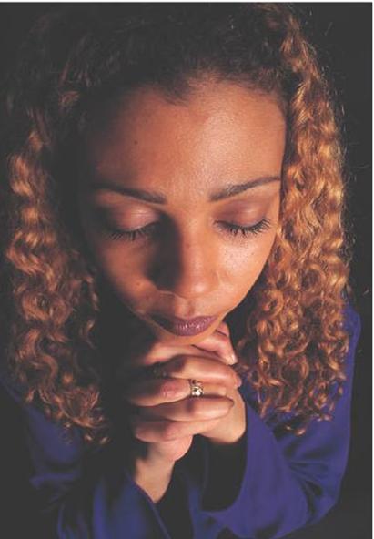 lady praying